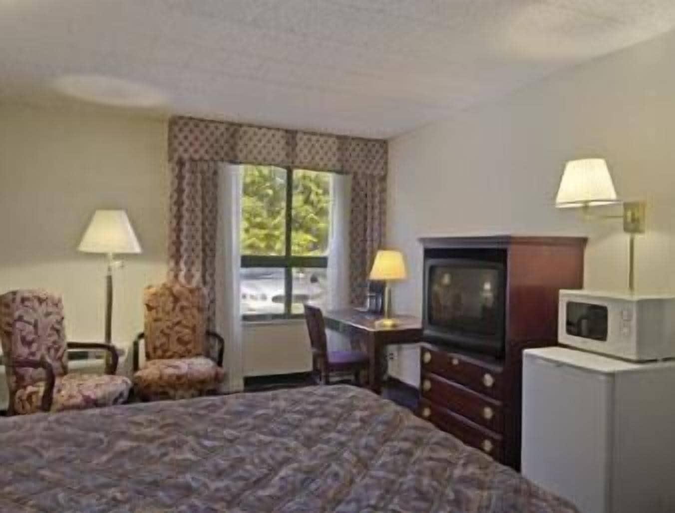 Howard Johnson By Wyndham Bartonsville/Poconos Area Extérieur photo