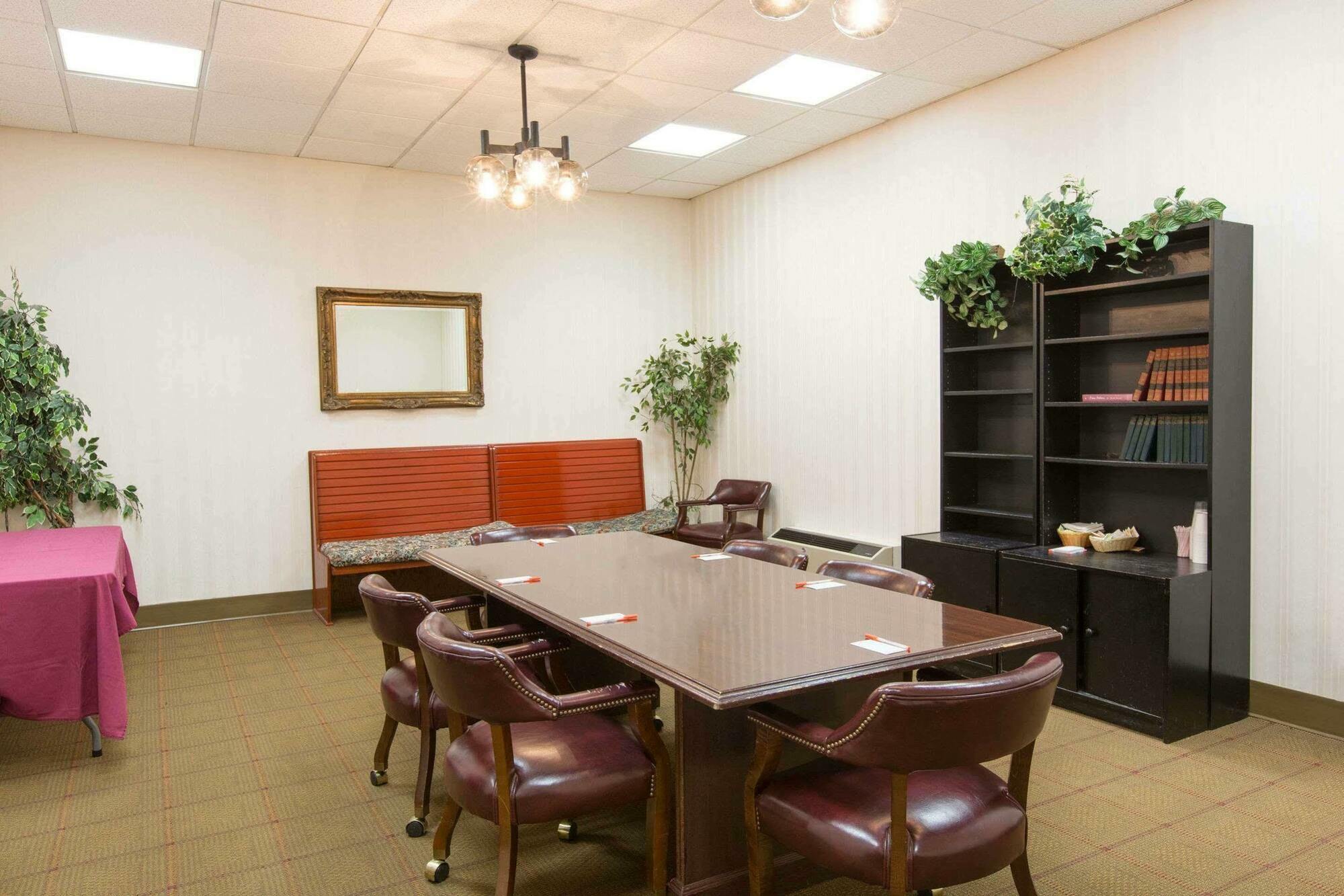 Howard Johnson By Wyndham Bartonsville/Poconos Area Extérieur photo